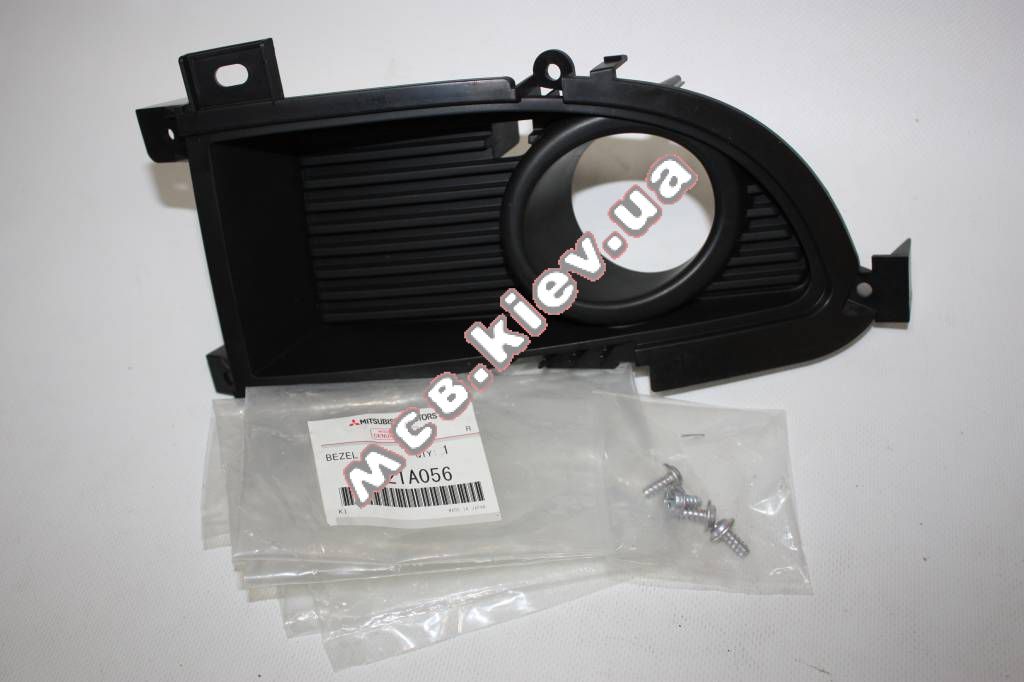 ����� ��������������� ���� ������ Lancer IX (�������) MC 8321A056