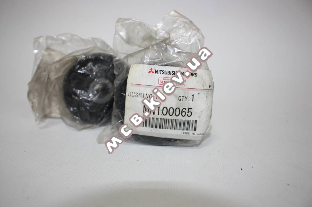 �������-���� ������� ������������� Outlander MC MN100065