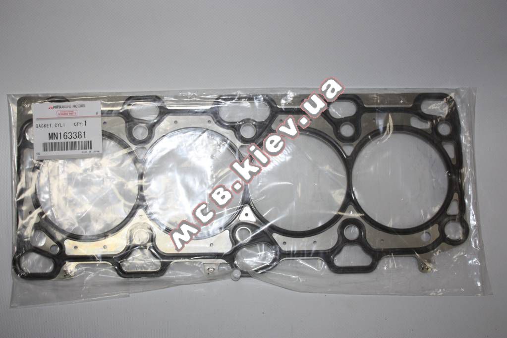   Outlander 2.4, Grandis MC MN163381